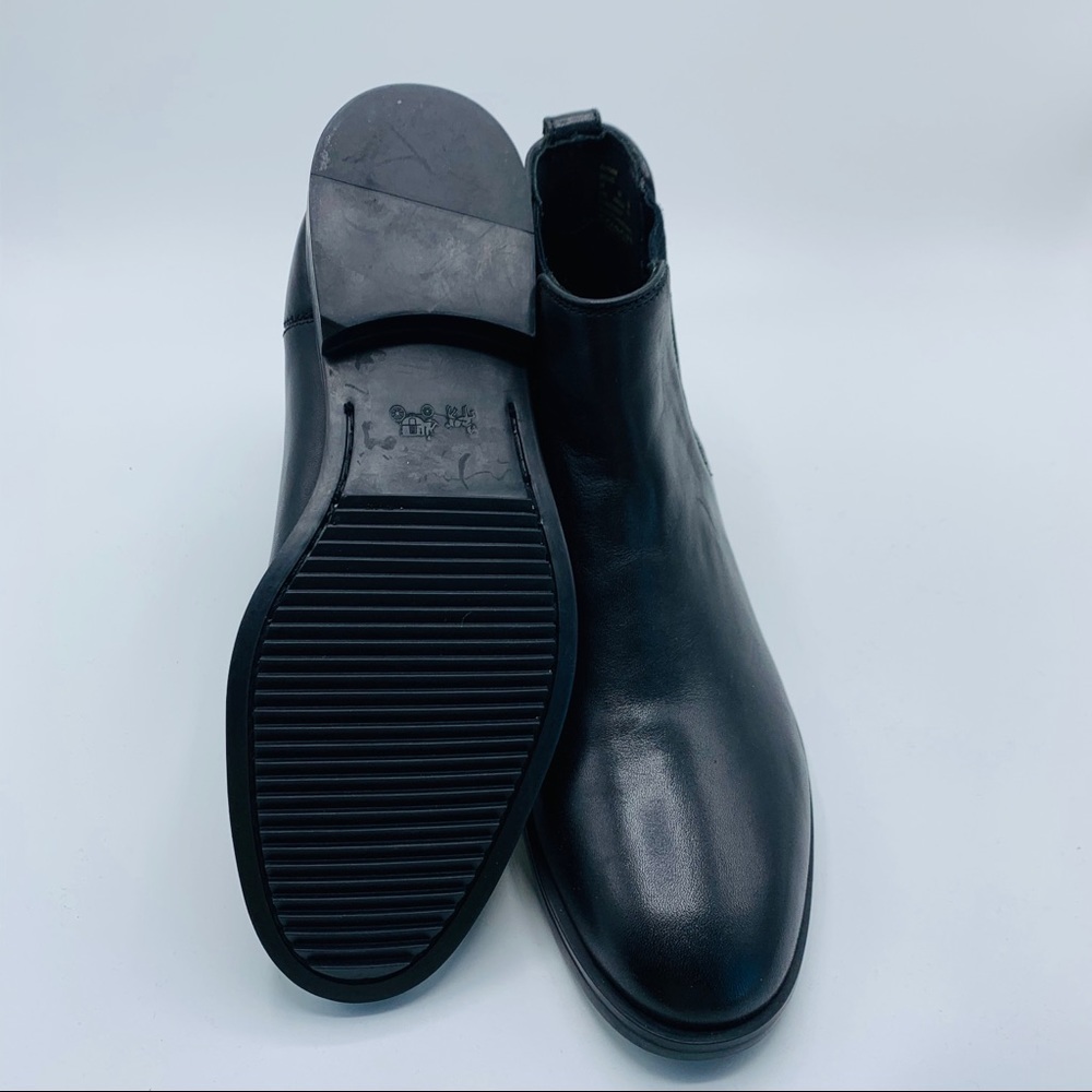Coach | Men’s Arnold Chelsea Black Leather Boot - Picture 6 of 8